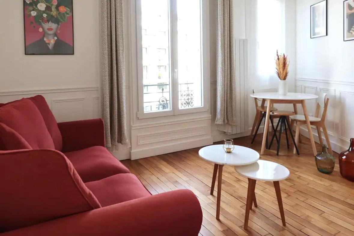 Charmant Appartement Cosy A Suresnes Exterior photo