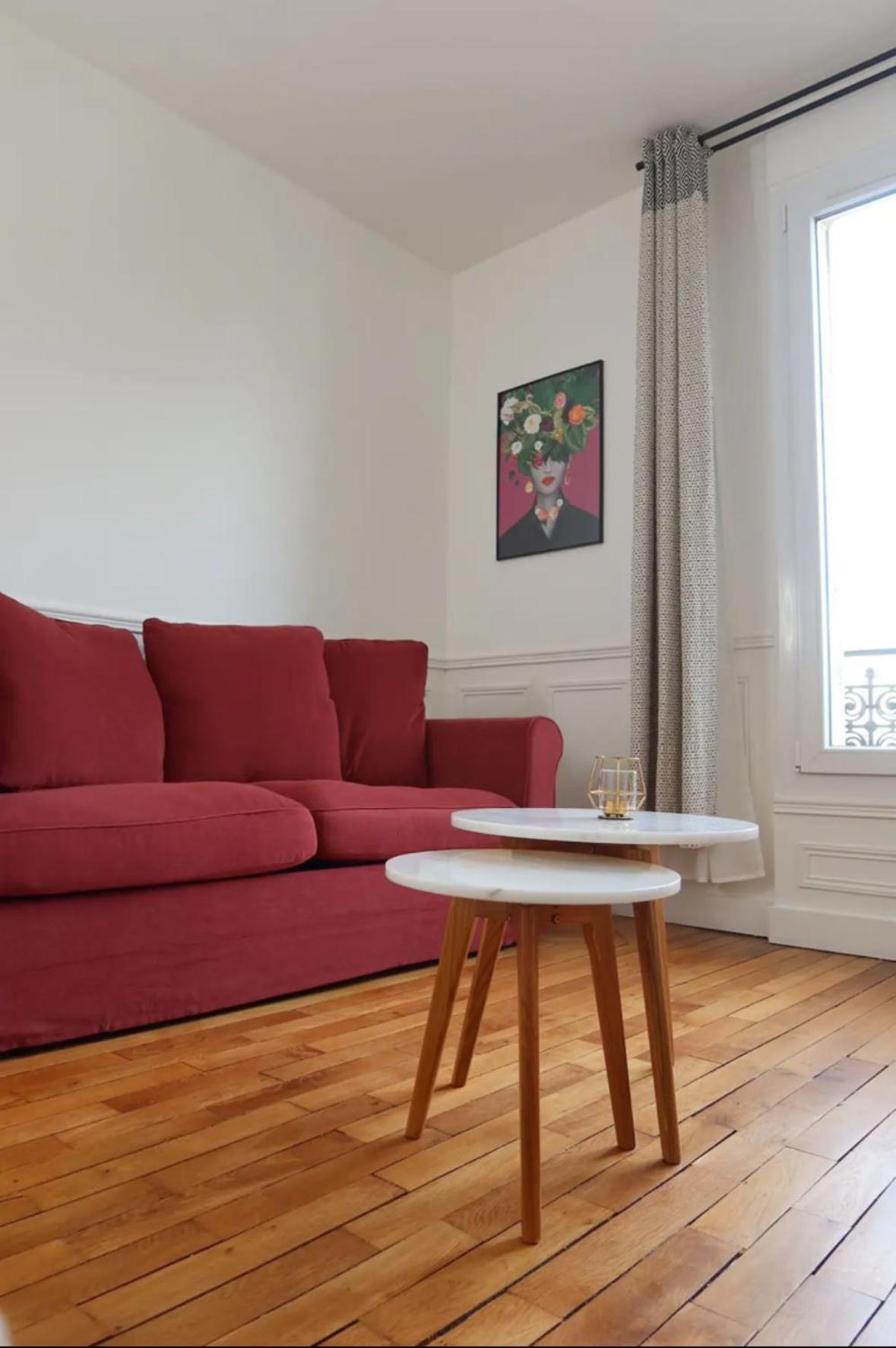 Charmant Appartement Cosy A Suresnes Exterior photo