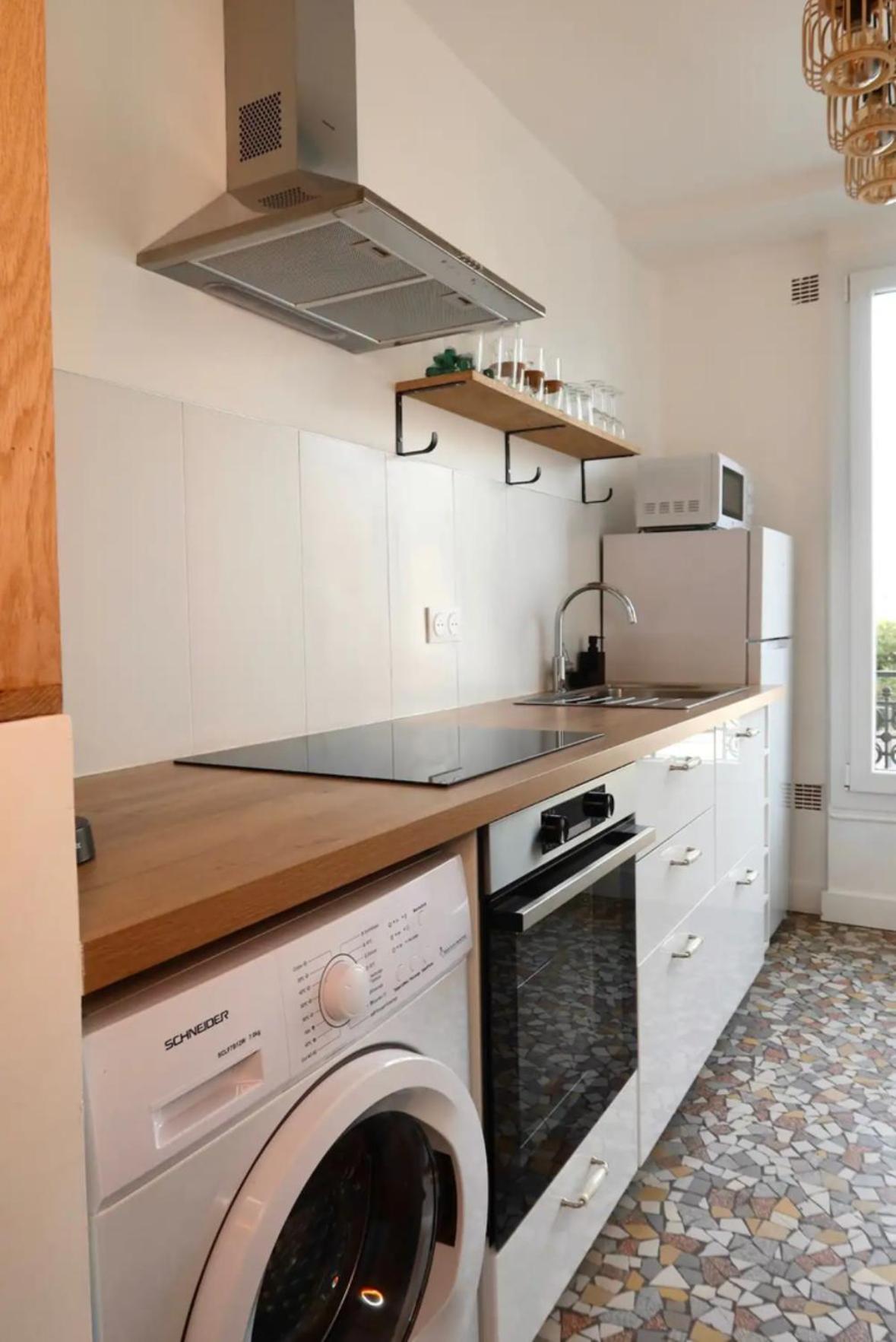 Charmant Appartement Cosy A Suresnes Exterior photo